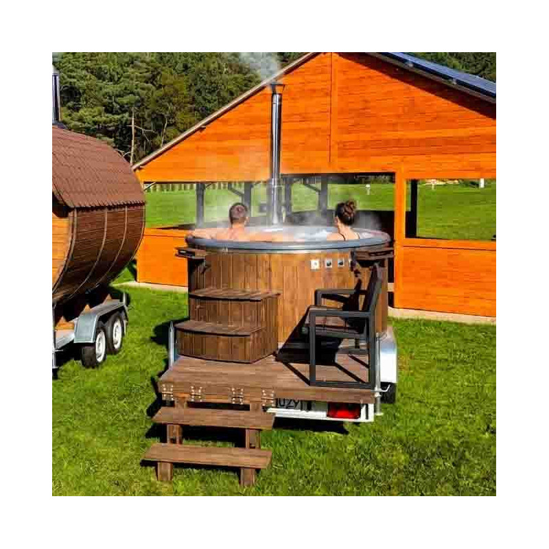 Mobile Hot Tub by the River – Relaxation & Wellness – CampKAJAKOWO